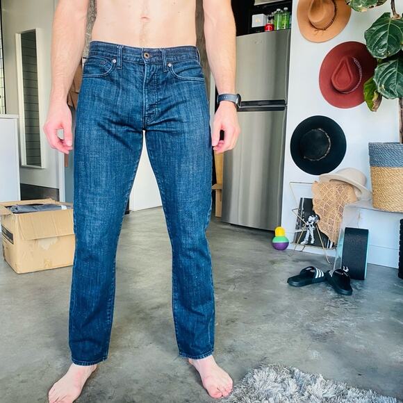 MENS LUCKY BRAND Heritage Slim Jeans Classic Blue Wash Straight Denim Pants 32 - Picture 1 of 9